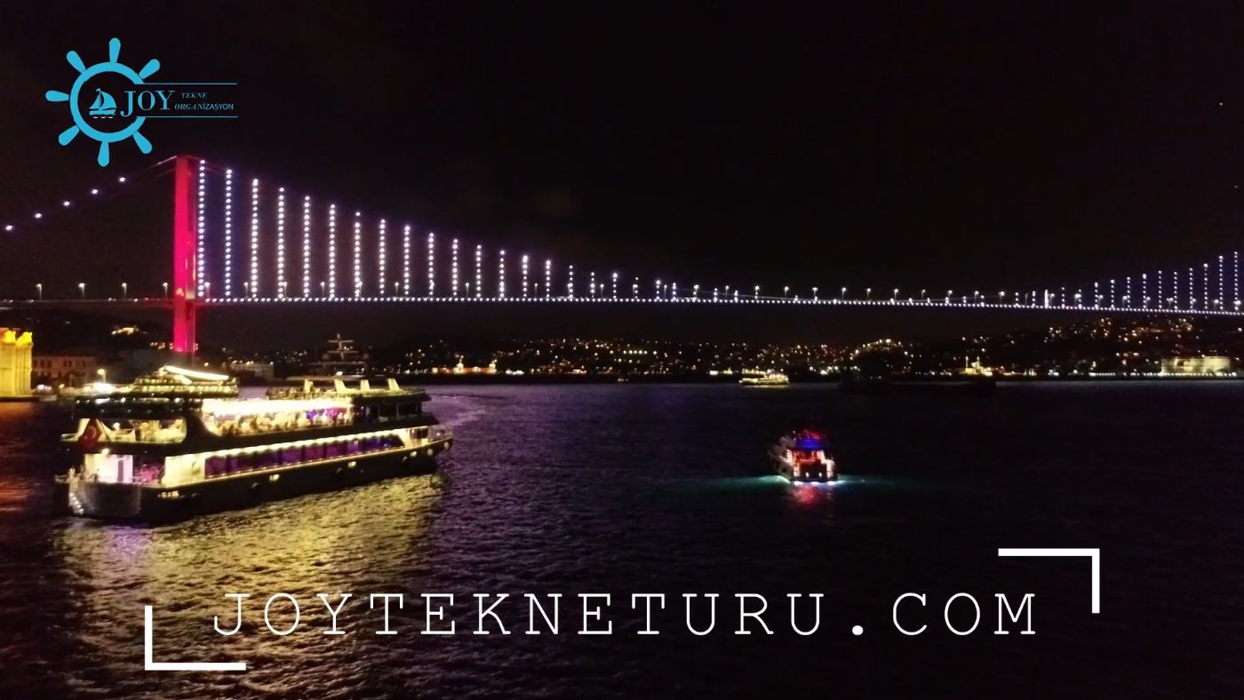 İstanbul 2025 New Year Eve Boat Party 