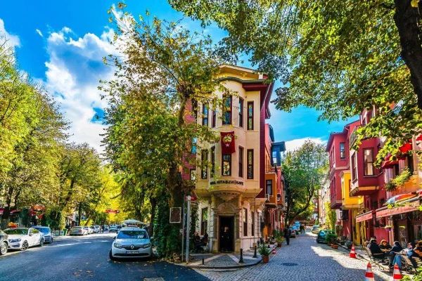From Üsküdar to Kuzguncuk: The Quiet and Calm Face of Istanbul